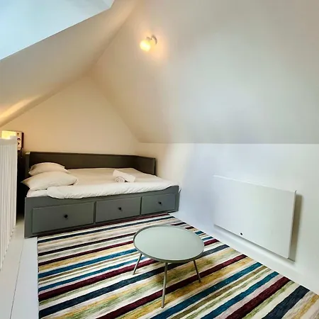 Holiday home La Maison De L'orangerie - Charm & Comfort In The Very Heart Of Carentan