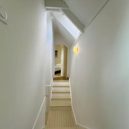 La Maison De L'orangerie - Charm & Comfort In The Very Heart Of * Carentan