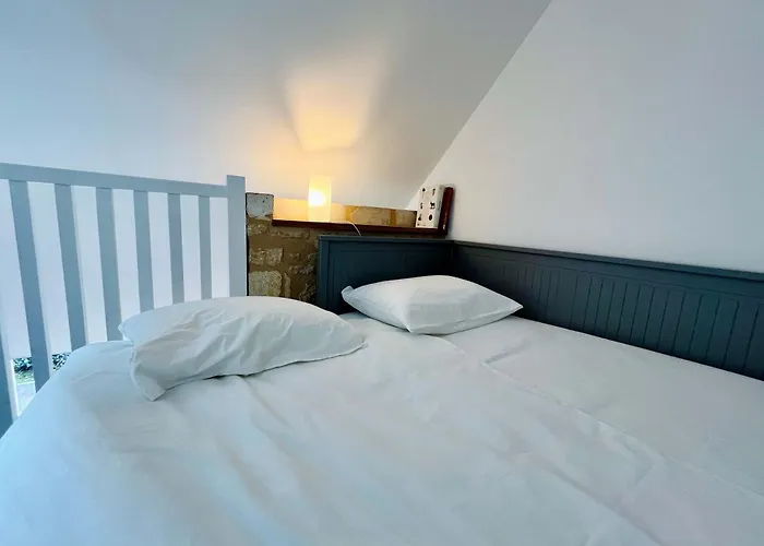 La Maison De L'orangerie - Charm & Comfort In The Very Heart Of Carentan