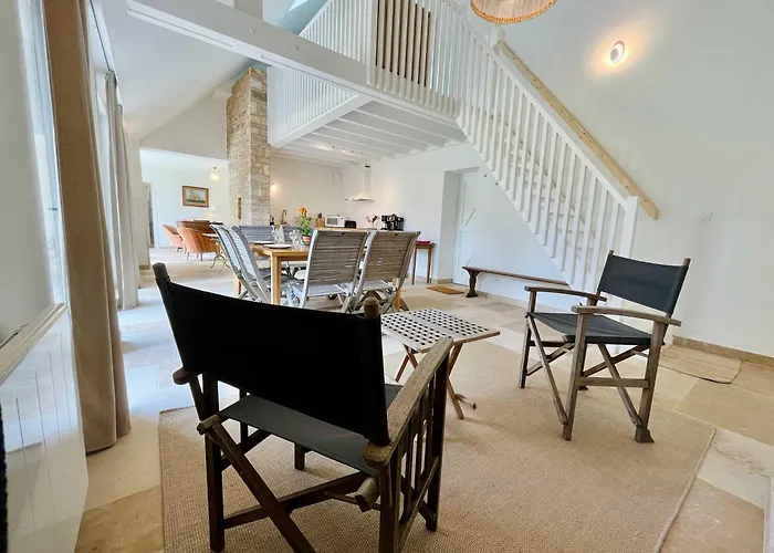 La Maison De L'orangerie - Charm & Comfort In The Very Heart Of * Carentan