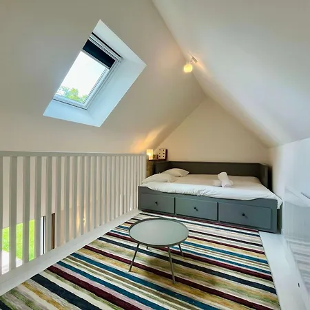 La Maison De L'orangerie - Charm & Comfort In The Very Heart Of Carentan