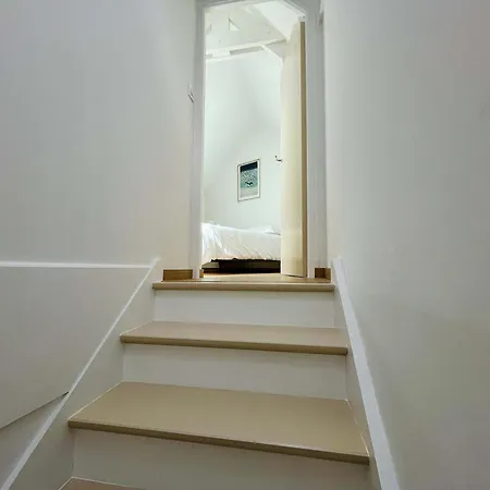 La Maison De L'orangerie - Charm & Comfort In The Very Heart Of Carentan