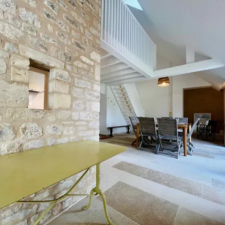 Сasa de vacaciones La Maison De L'orangerie - Charm & Comfort In The Very Heart Of