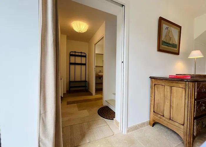 La Maison De L'orangerie - Charm & Comfort In The Very Heart Of 펜션