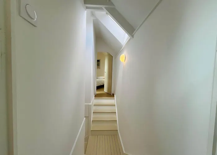 La Maison De L'orangerie - Charm & Comfort In The Very Heart Of * 캐런탱