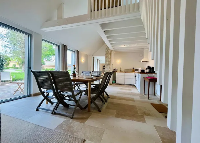 펜션 La Maison De L'orangerie - Charm & Comfort In The Very Heart Of