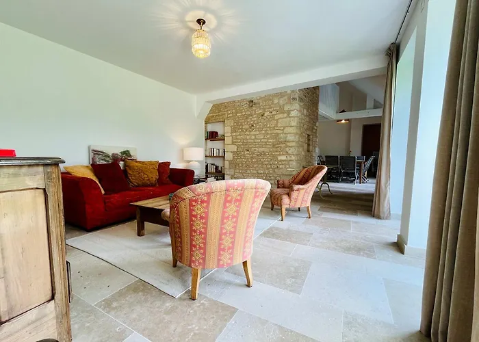 La Maison De L'orangerie - Charm & Comfort In The Very Heart Of * 캐런탱